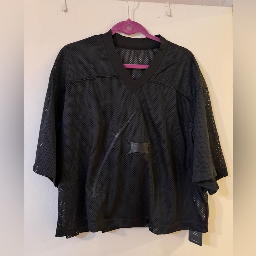 NWT Sumwon Varsity Black Embossed Cropped Top Sz S
